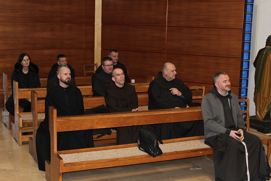 Korizmena duhovna obnova OFS –a Hercegovine u katedrali u Mostaru